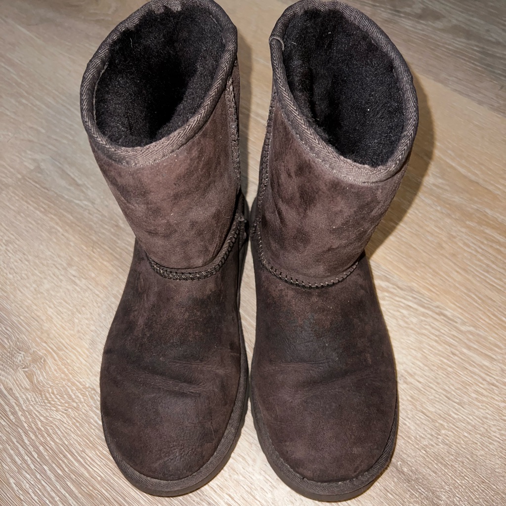 Ugg Brown